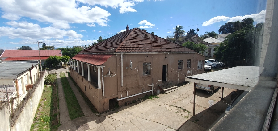 5 Bedroom Property for Sale in Uitenhage Upper Central Eastern Cape